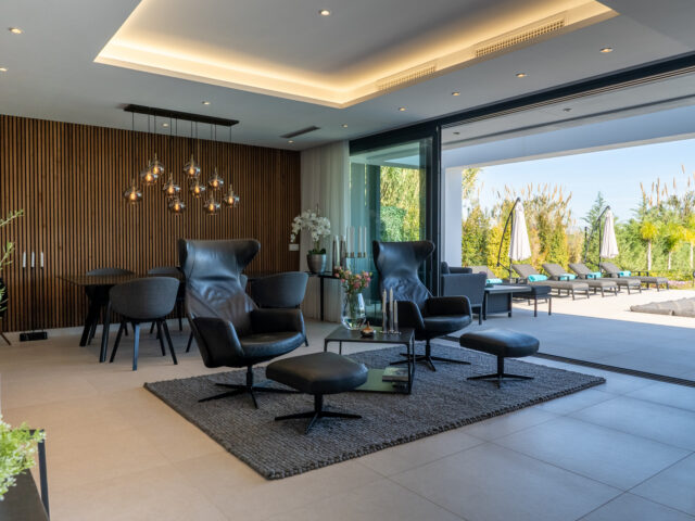 Elegante villa en venta en Valle Romano, Estepona | Image 2