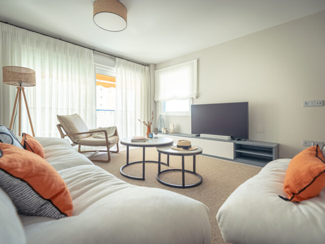 Front line beach apartment in Malaga East. | Image 1