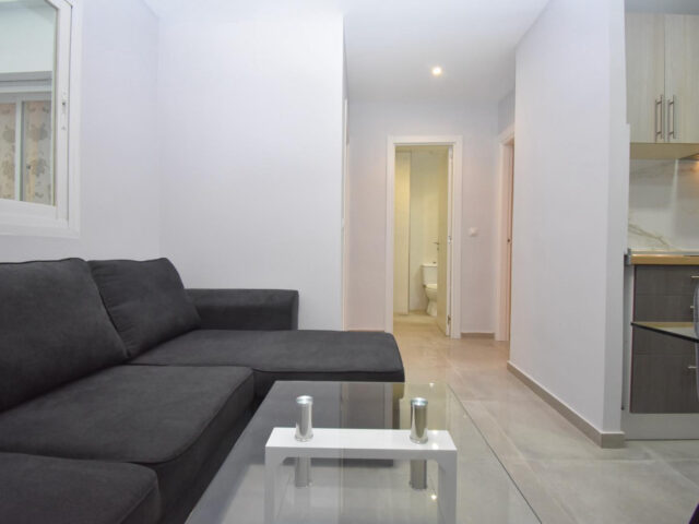 Exclusive Apartment Building with High Rentability in Fuengirola | Image 1