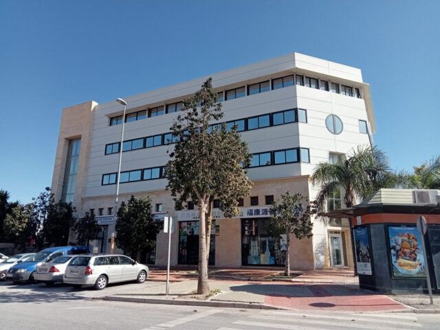Oportunidad Comercial en el Polígono Guadalhorce | Image 1