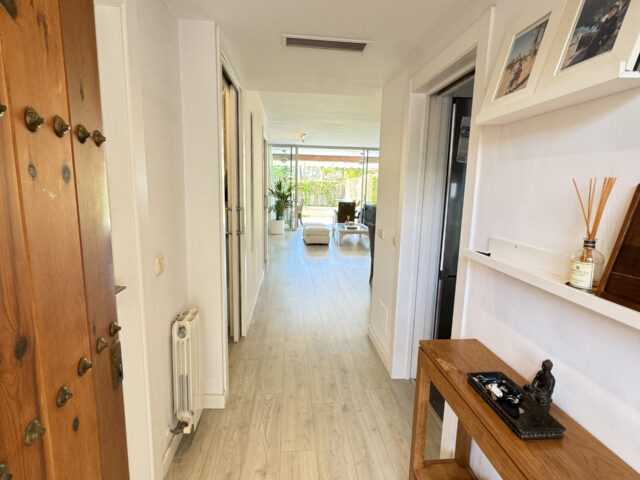 Lujosa residencia en exclusiva en la Milla de Oro en Marbella | Image 3