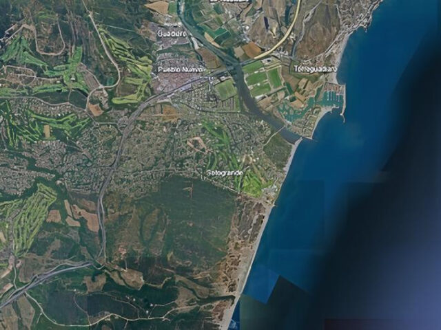 Parcela en Sotogrande, para uso terciario. | Image 2