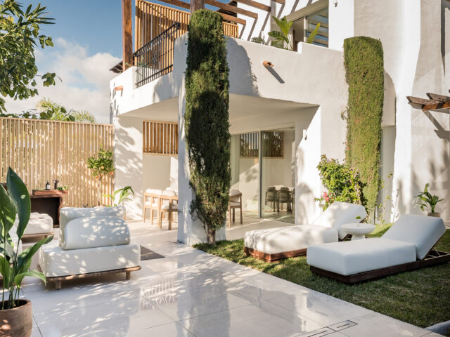 Casa Manca, Designer villa in Altos de Puente Romano, on Marbella’s Golden Mile | Image 1