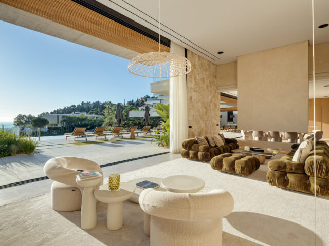 Villa Mio, Contemporary elegance with sea and mountain views in El Madroñal | Image 3