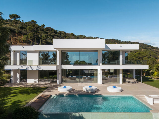 Villa Ciervo, an exclusive property with sea views in El Madroñal