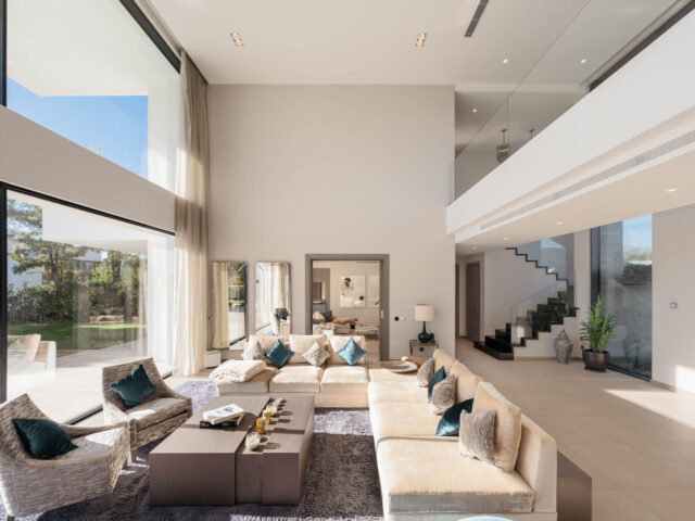 Villa Ciervo, an exclusive property with sea views in El Madroñal | Image 3