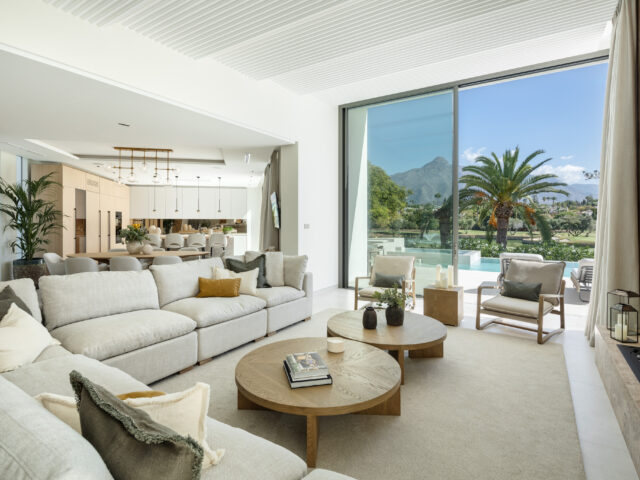 Villa Imagine, luxury villa opposite Las Brisas Golf Club in Nueva Andalucía | Image 3