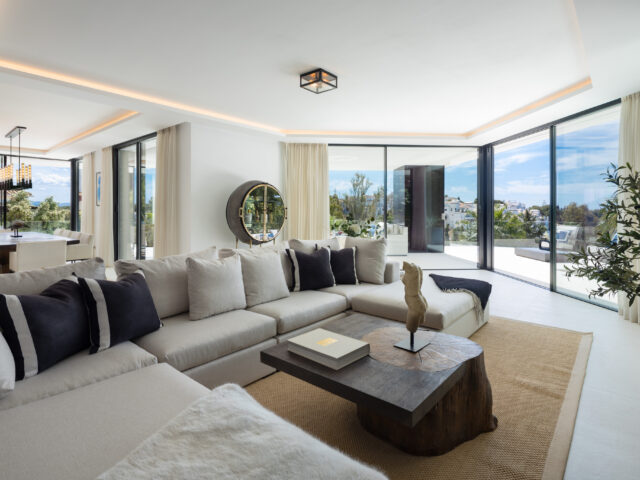 Villa La Toca, architect‑designed residence with Mediterranean vistas | Image 3