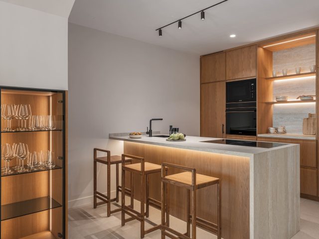 Maison Vue: Adosado Renovado en La Quinta Hills, Benahavís | Image 2